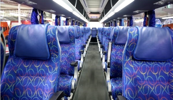Delhi to Jaipur Bus Rental
