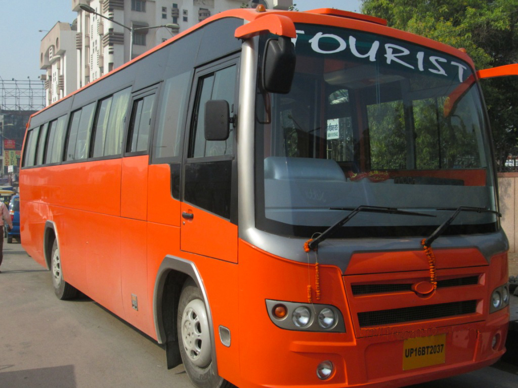 Bus Hire in Noida