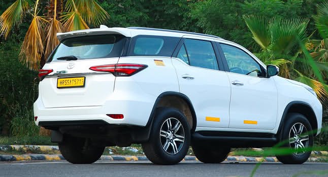 Toyota Fortuner Hire in Delhi NCR