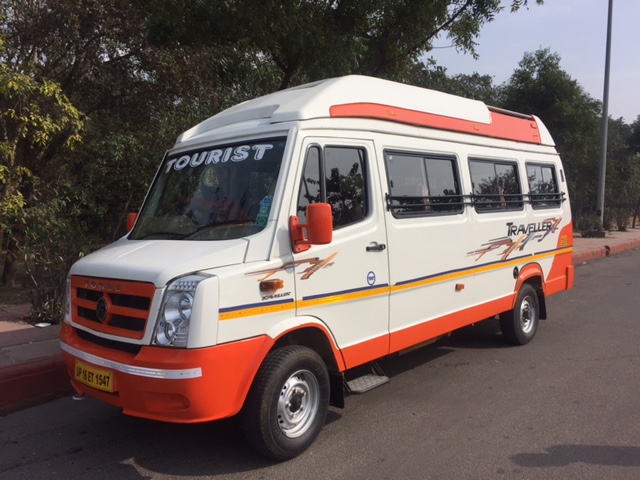 17 Seater Luxury Traveller